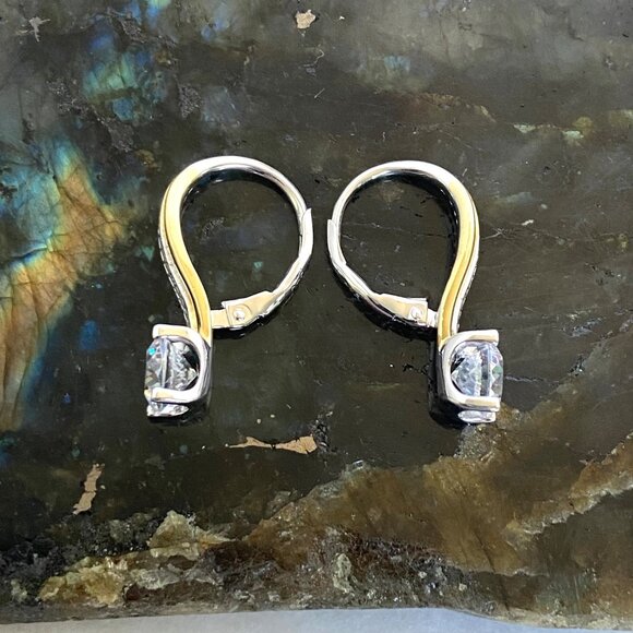 Sterling Silver 925 Round Cubic Zirconia Vermeil Two-tone Leverback Earrings - Picture 4 of 16